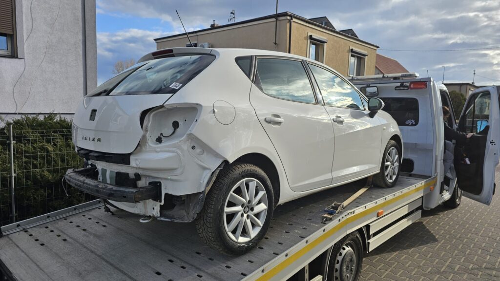 seat ibiza na lawecie Poznań